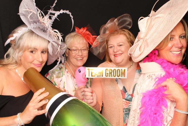 Important Things to Consider Before Wedding Photo Booth Hire
